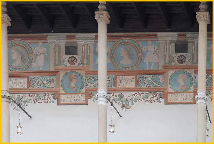 Wawel Royal Castle Palace<BR>Exterior Paintings